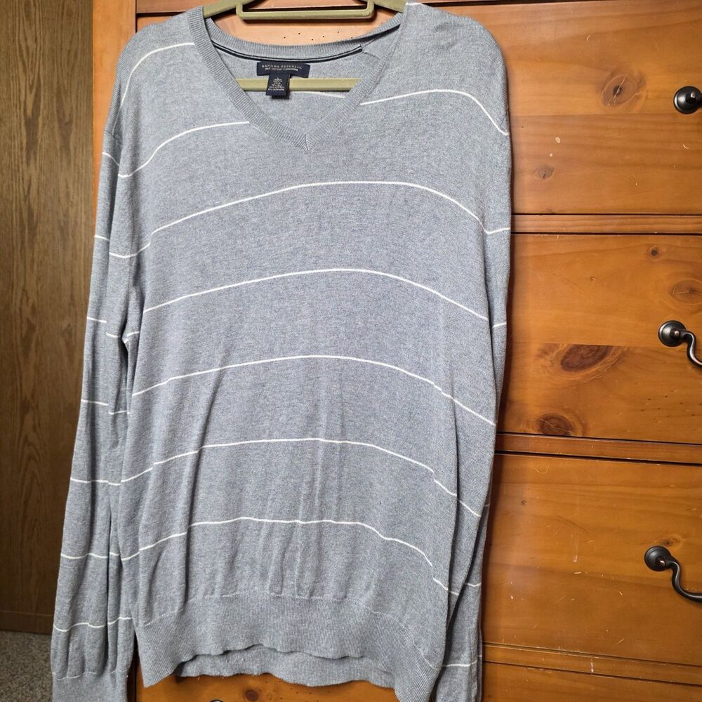 Banana Republic Size Large Cashmere Silk Cotton Lightweight Sweater Gray Stripe